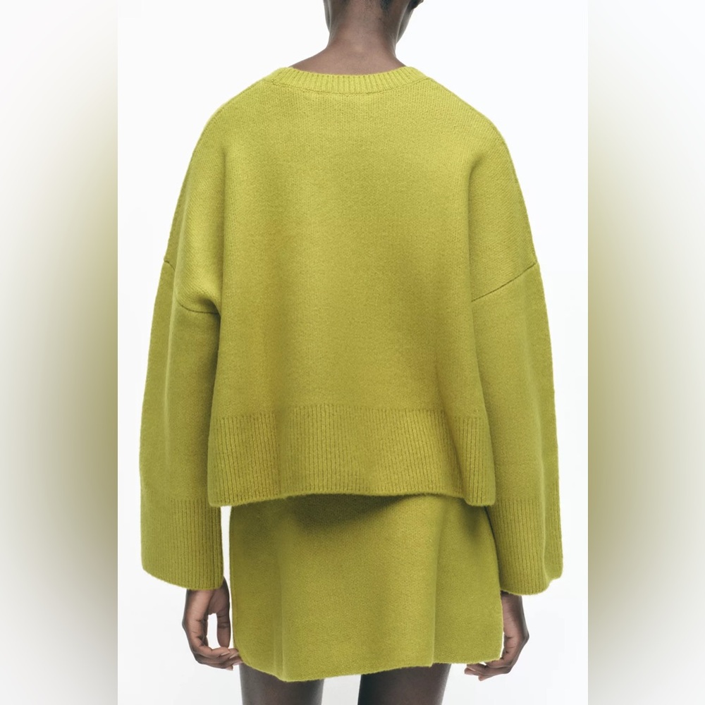 Zara Set - Light Green Wool Blend Basic Knit Sweater & Mini Skirt - Picture 13 of 17